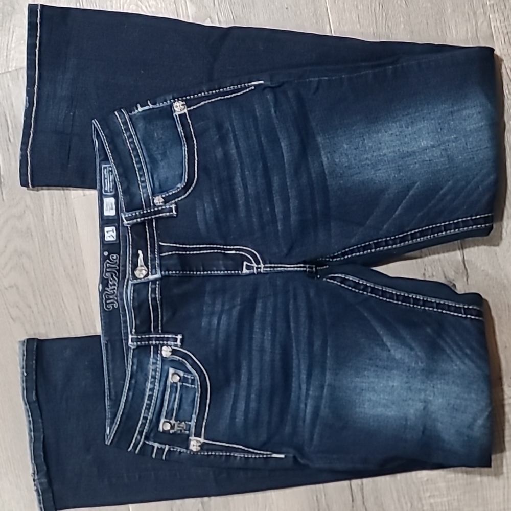 Women's Miss Me 31 x 34 Chloe boot cut never used.